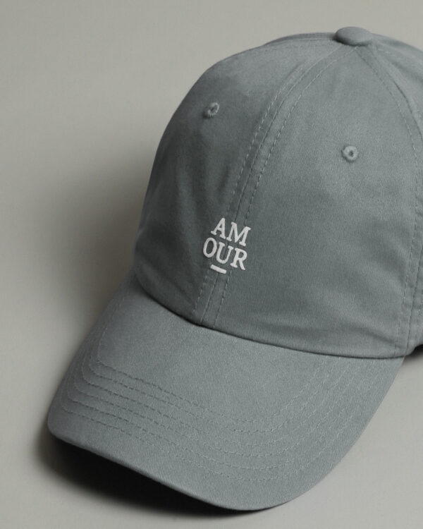 Boné Dad Hat Amour - Pérola Cinza Boné Dad Hat Amour - Pérola Cinza