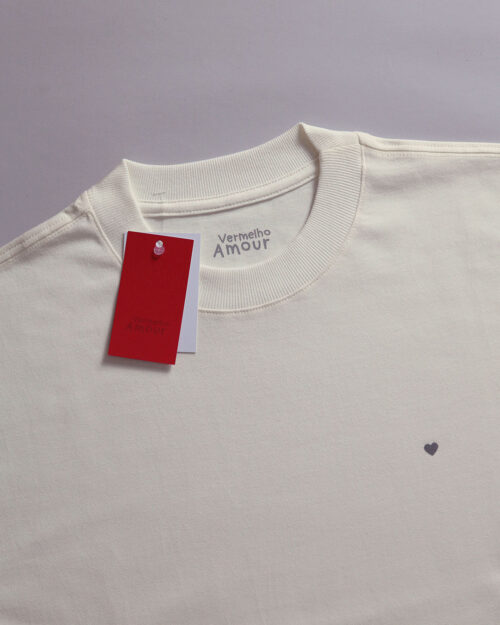 Camiseta Heavyweight Off-White Cloudé Camiseta Heavyweight Coração - Cloudé