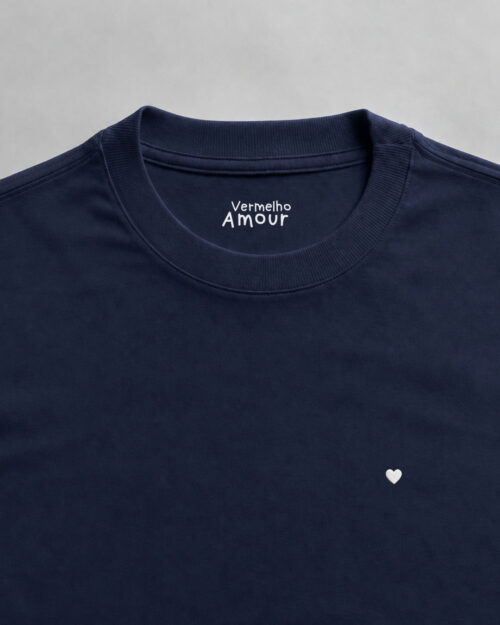 Camiseta Comfort Coração - Azul Marín