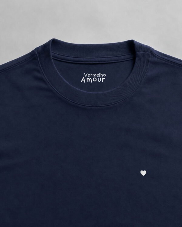 Camiseta Comfort Coração - Azul Marín