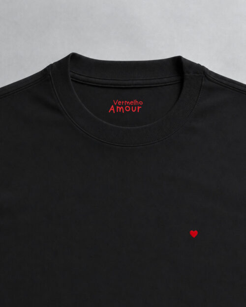 Camiseta Comfort Coração - Class Preta Camiseta Comfort Coração - Class Preta
